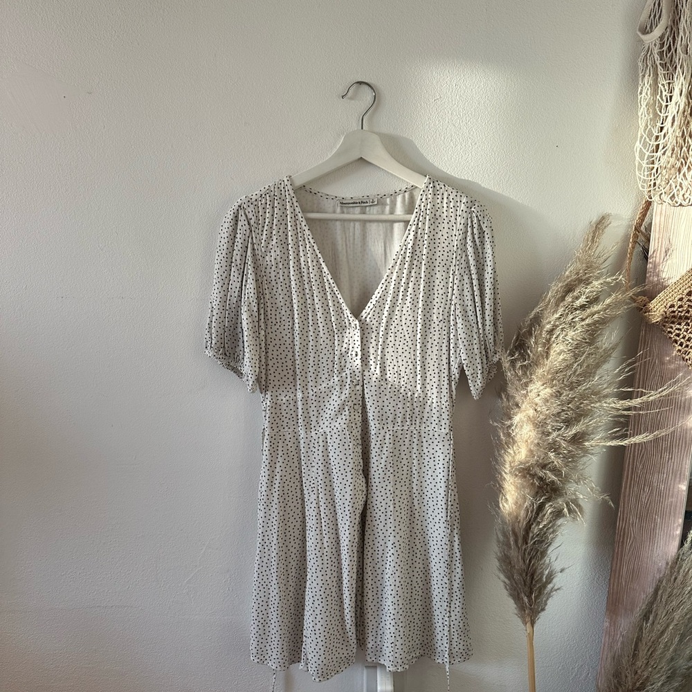 Abercrombie button down dress Polka dot size small